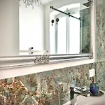 Gianni - Lux. Apt. Roma -5* Appartamento *