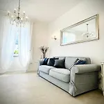 Appartamento Gianni - Lux. Apt. Roma -5* Laurana