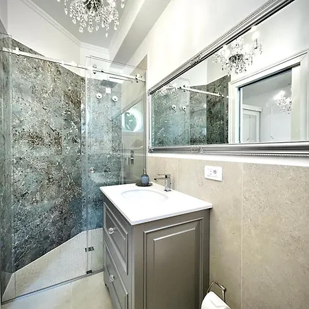 Apartmán Gianni - Lux. Apt. Roma -5*