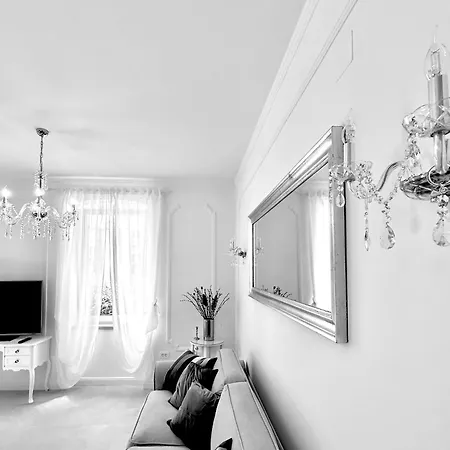 Apartmán Gianni - Lux. Apt. Roma -5* *