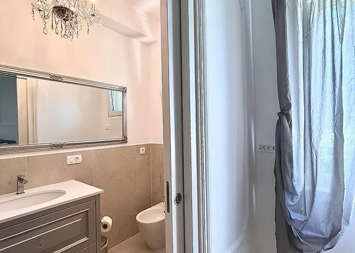 Gianni - Lux. Apt. Roma -5* ロヴラン