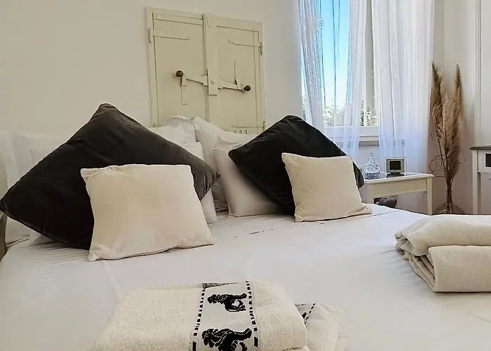 Gianni - Lux. Apt. Roma -5*