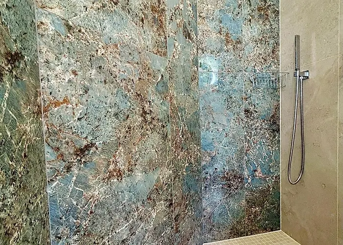 Gianni - Lux. Apt. Roma -5* *